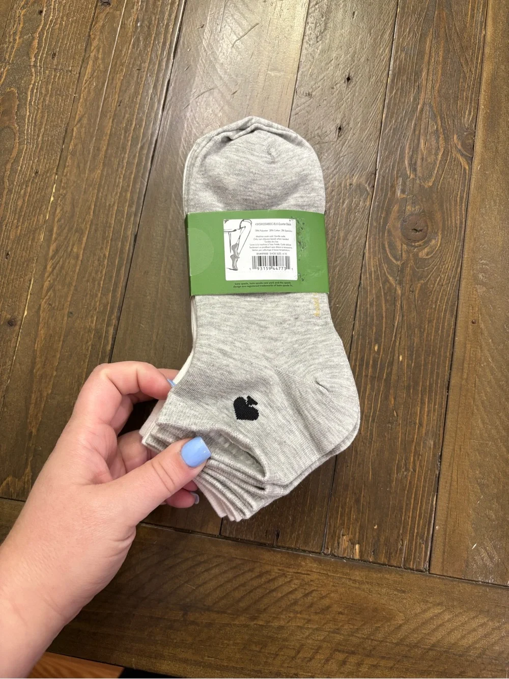 Kate Spade 6 Pack Black, Gray and White Quarter Socks